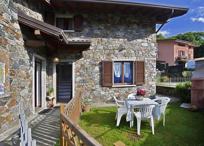 Belvedere In Semesterbostad Colico