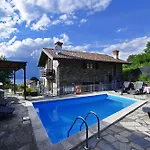 Belvedere In *